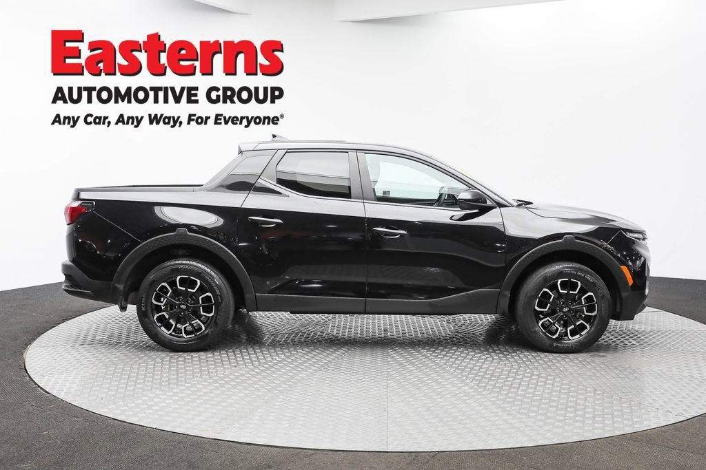 Used 2024 Hyundai Santa Cruz SE image 4