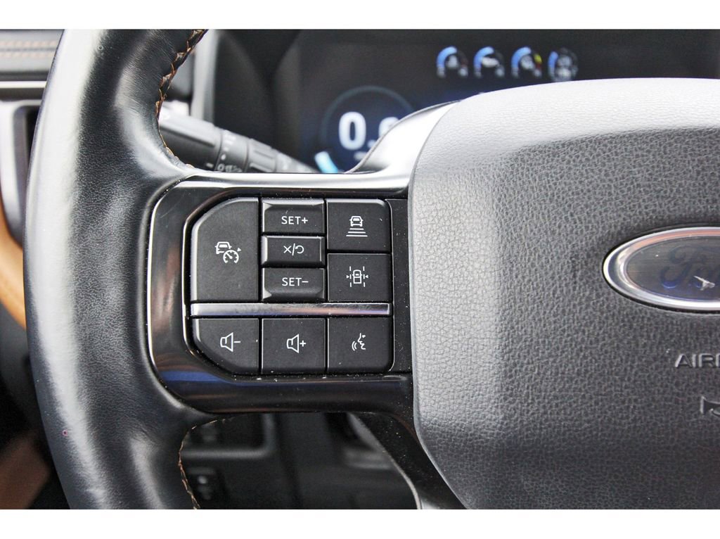 Used 2022 Ford Expedition Platinum image 16