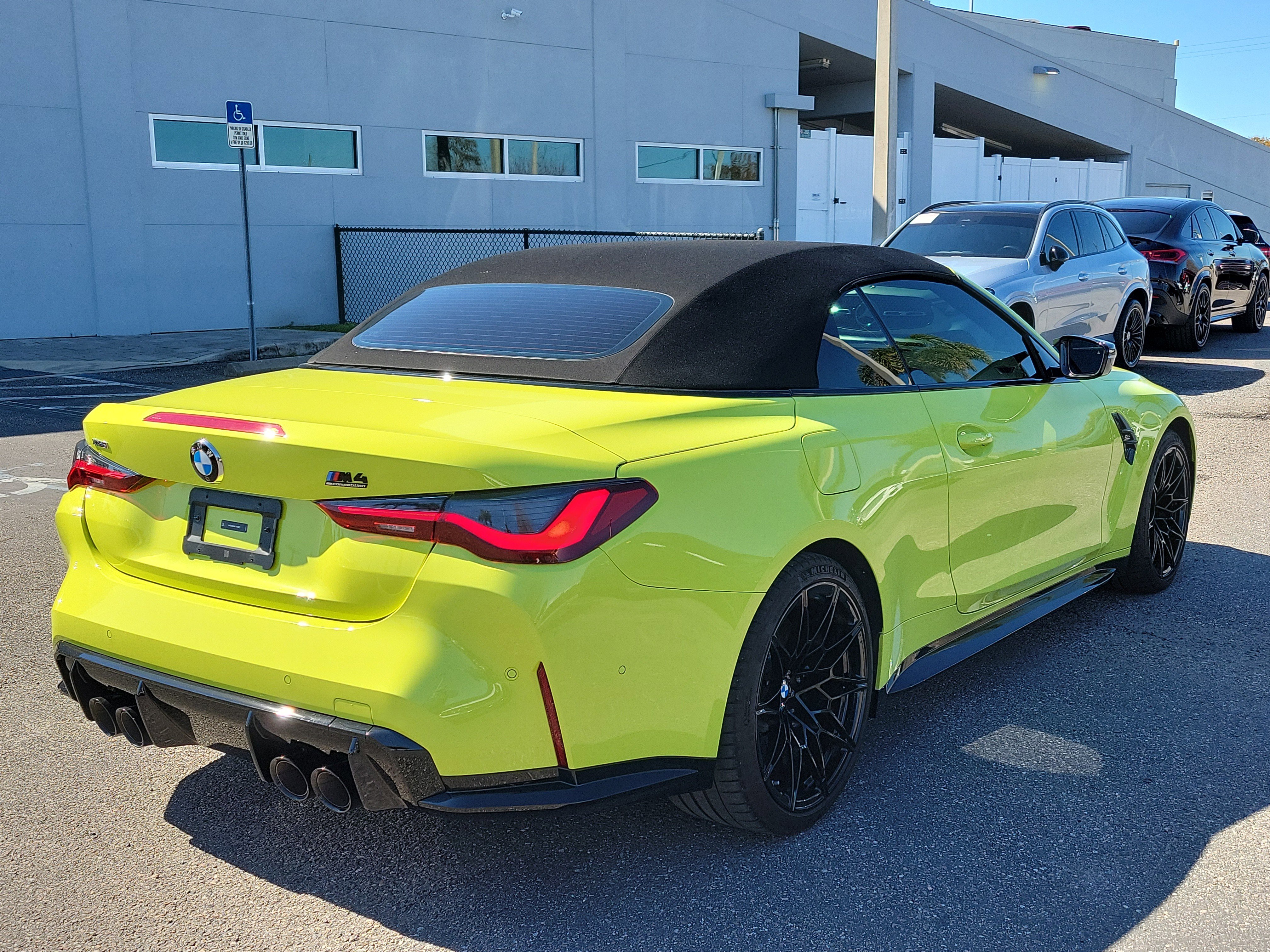 Used 2024 BMW M4 xDrive Competition w/ Executive Package image 3