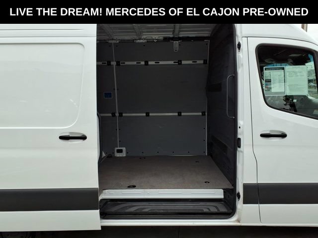 Used 2025 Mercedes-Benz Sprinter 2500 image 23