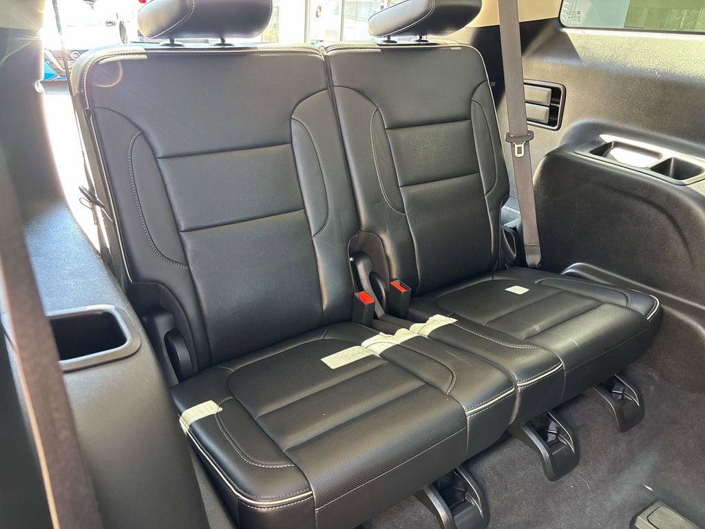 Used 2022 GMC Acadia Denali w/ Denali Ultimate Package AWD/4WD image 16