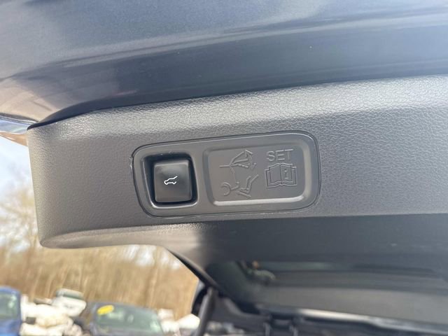 Used 2024 Ford Expedition Max Limited image 10