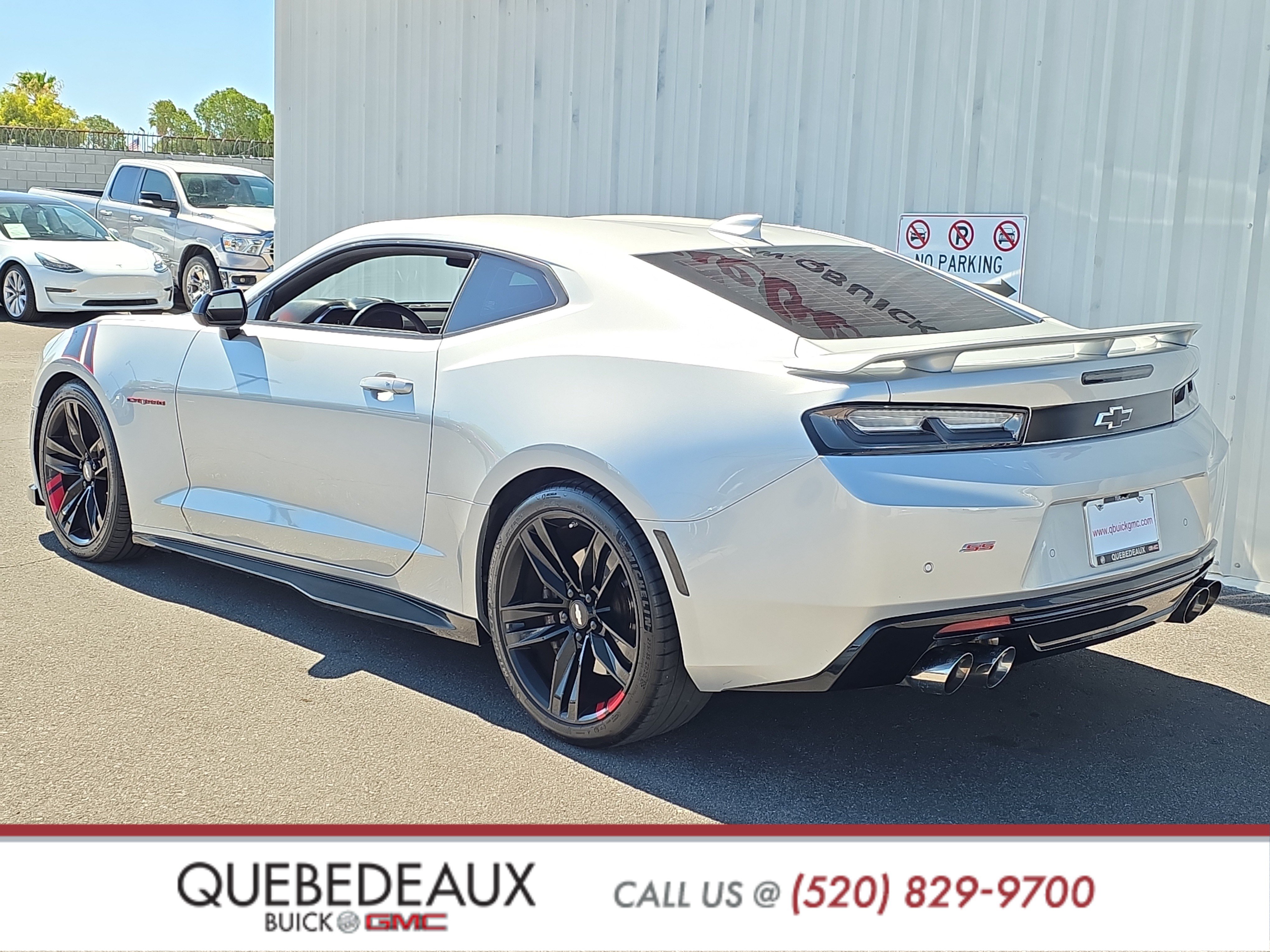Used 2018 Chevrolet Camaro SS w/ Redline Edition RWD image 5