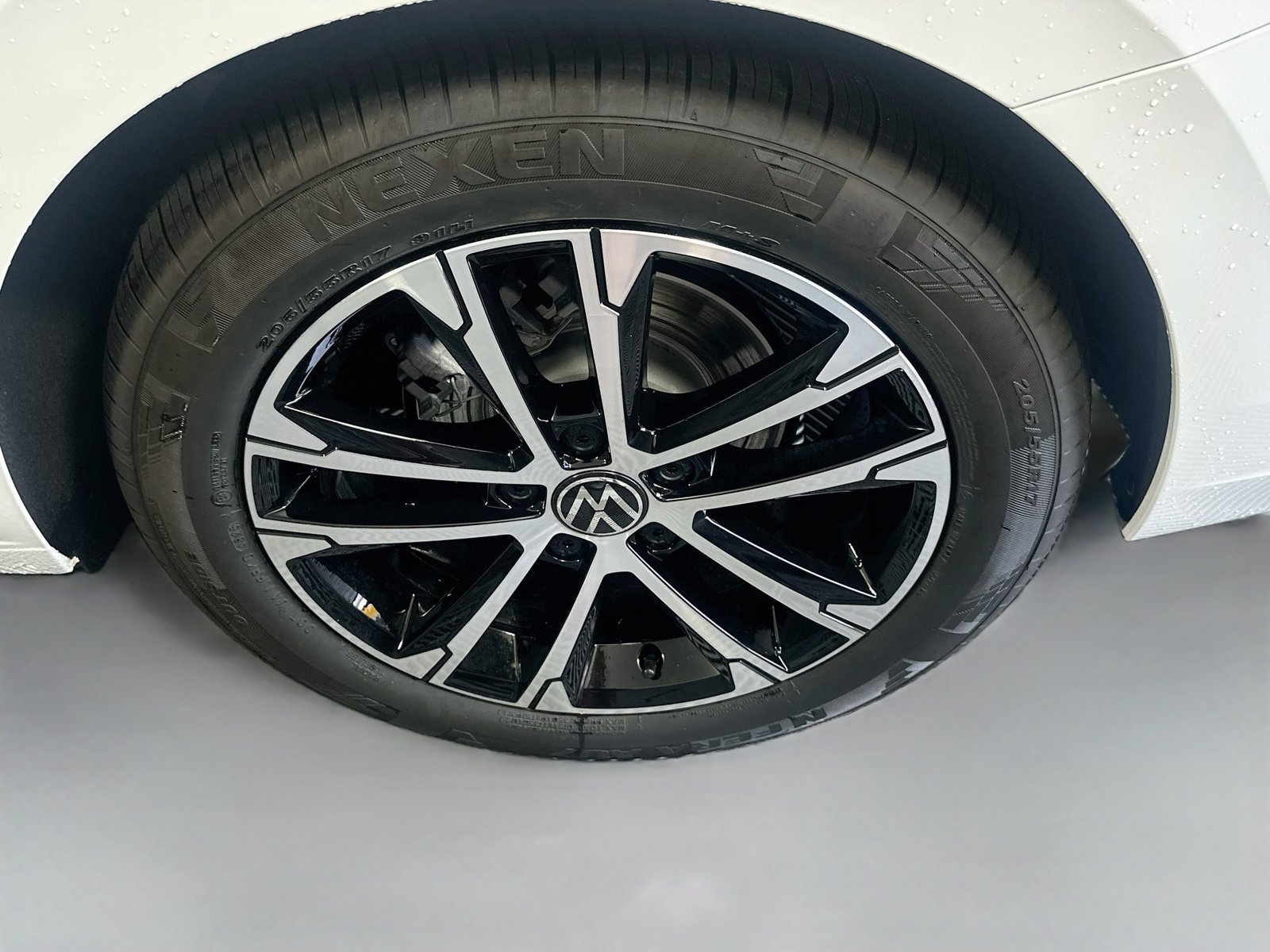 New 2027 Volkswagen Jetta Sport FWD image 29