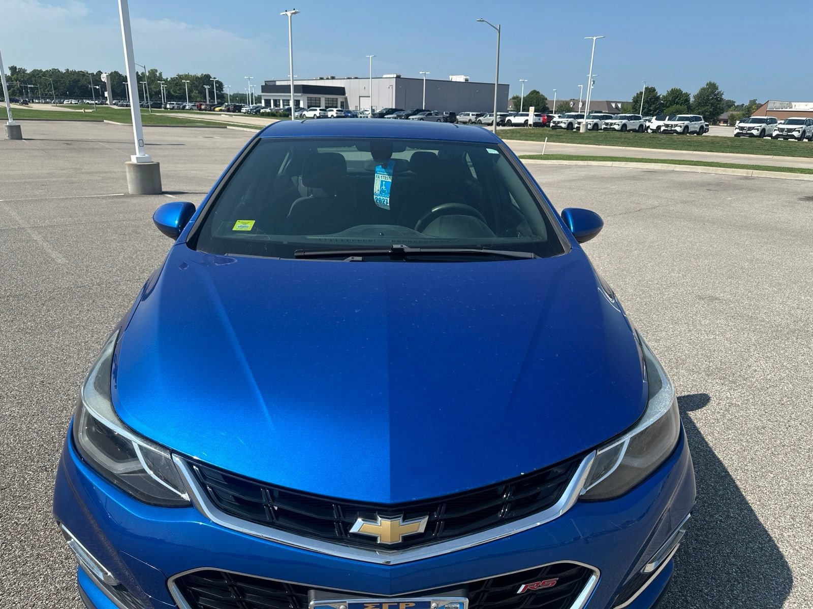 Used 2017 Chevrolet Cruze LT w/ Sun And Sound Package FWD image 3