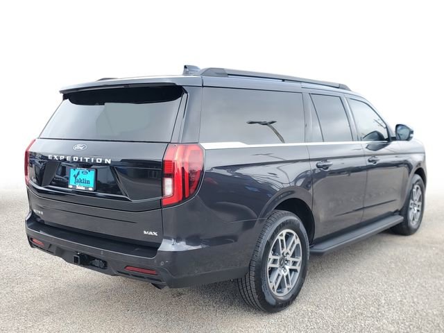 New 2025 Ford Expedition Max Active RWD image 4