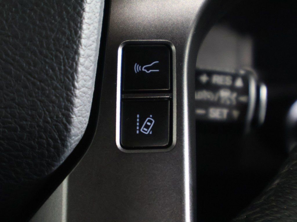 Used 2019 Toyota Tacoma TRD Off-Road image 35