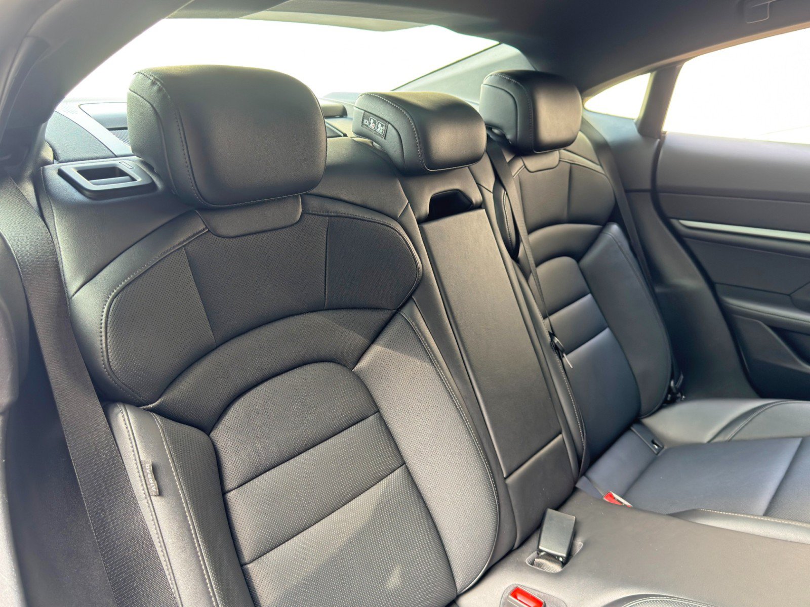 Used 2025 Porsche Taycan w/ Premium Package RWD image 41