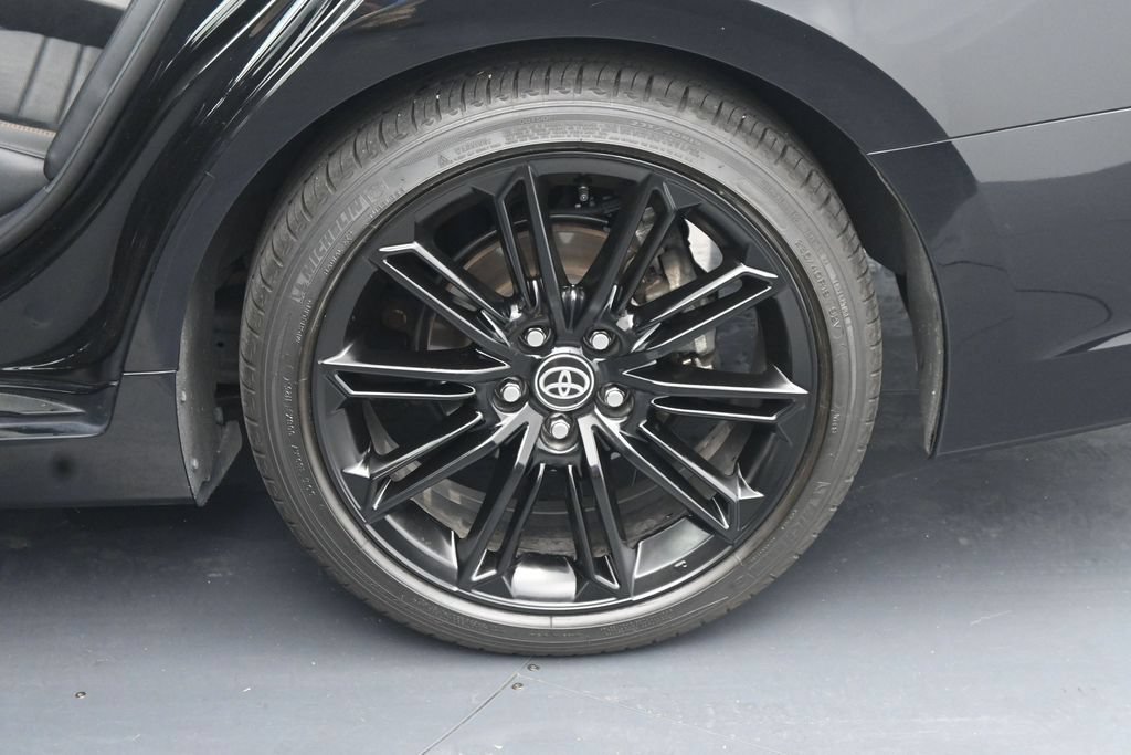 Used 2021 Toyota Avalon XSE FWD image 11