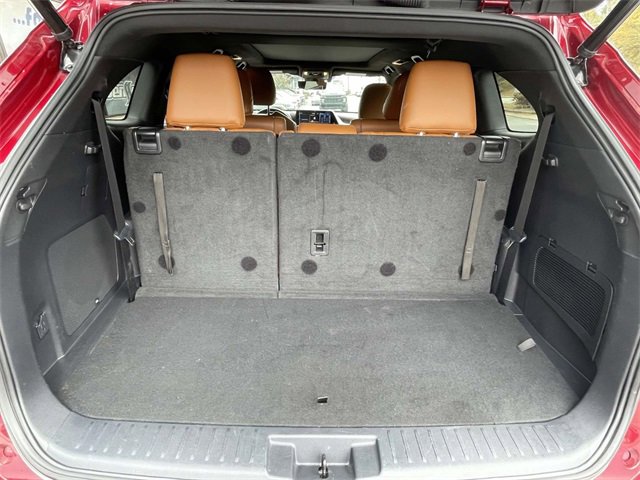 Used 2021 Toyota Highlander Platinum image 11