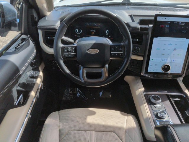 Certified 2024 Ford Expedition Platinum AWD/4WD image 18