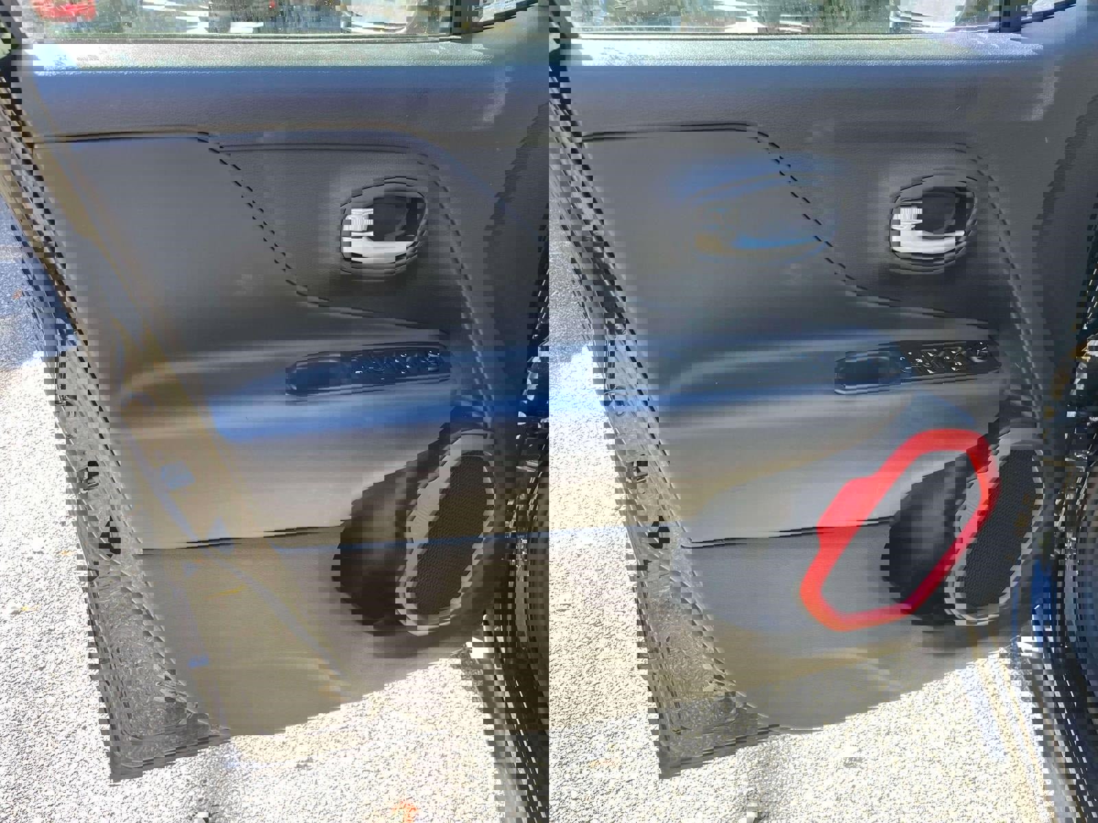 Used 2023 Jeep Renegade Trailhawk image 16