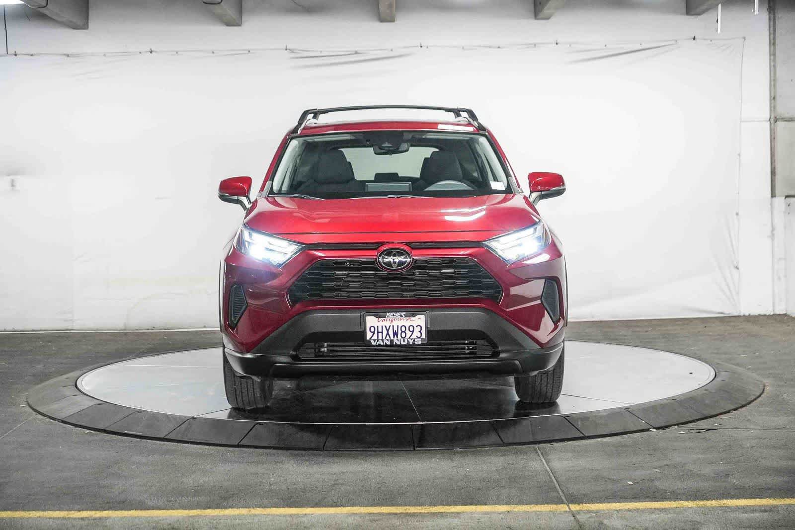 Certified 2023 Toyota RAV4 XLE w/ Convenience Package FWD image 8