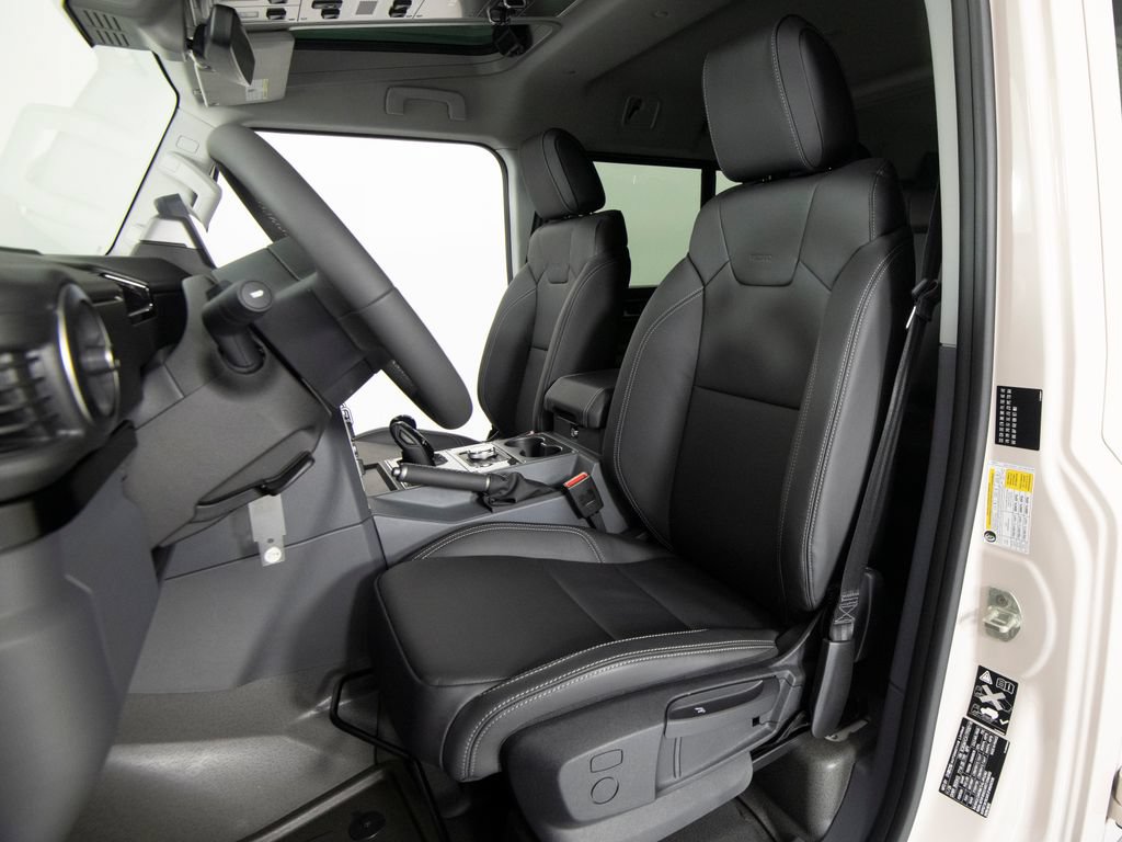 New 2026 INEOS Grenadier Fieldmaster Edition AWD/4WD image 32