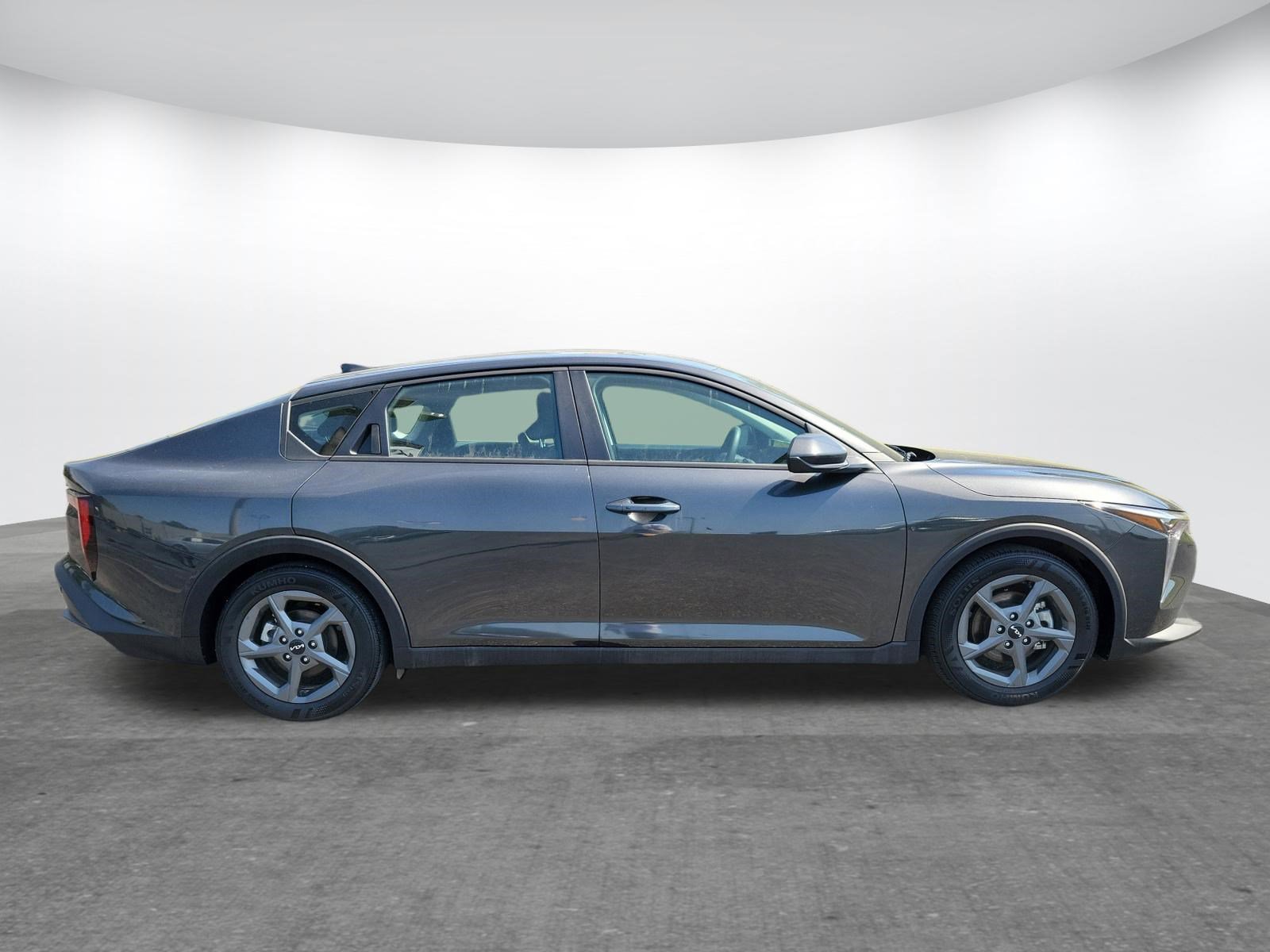 Used 2025 Kia K4 LXS image 23