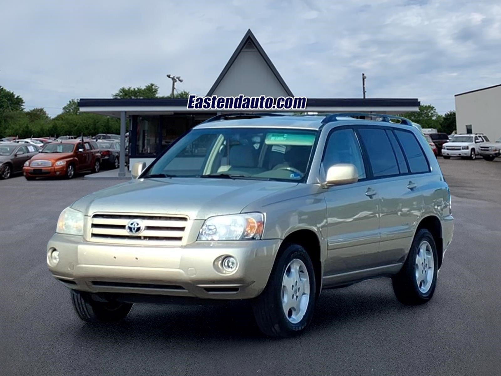 Used 2006 Toyota Highlander Limited w/ Leather Trim Pkg AWD/4WD image 1