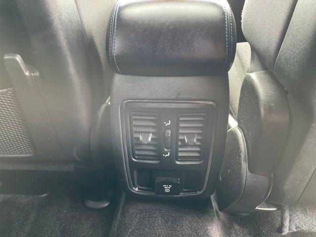 Used 2019 Jeep Grand Cherokee Laredo image 34