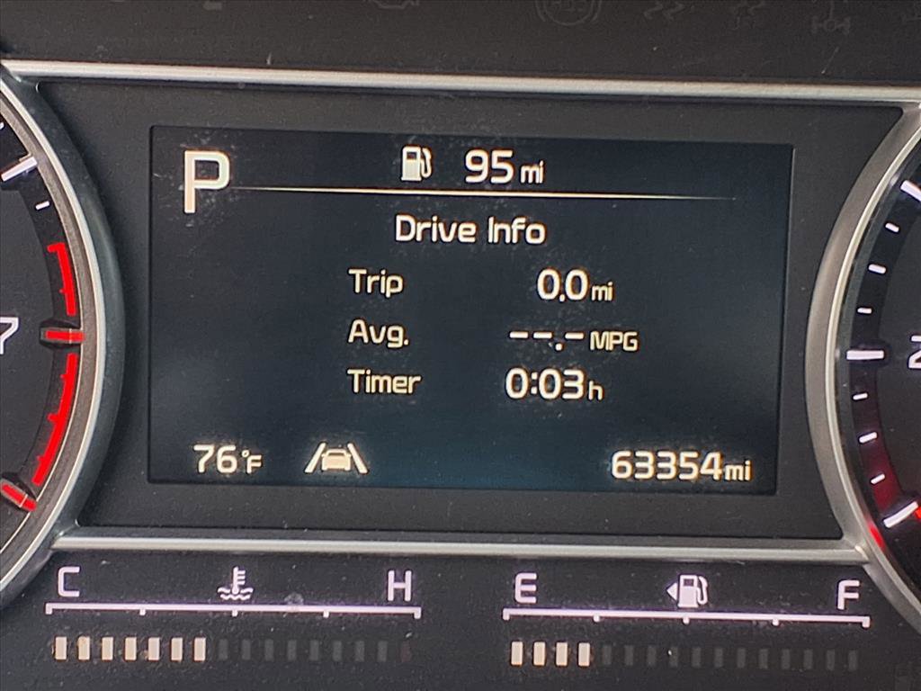 Used 2022 Kia Sorento EX w/ Panoramic Sunroof Package image 13