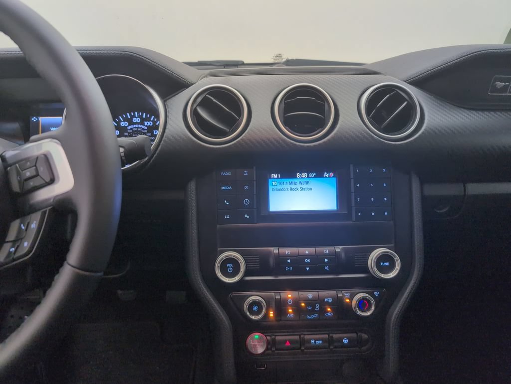 Used 2020 Ford Mustang Coupe RWD image 15