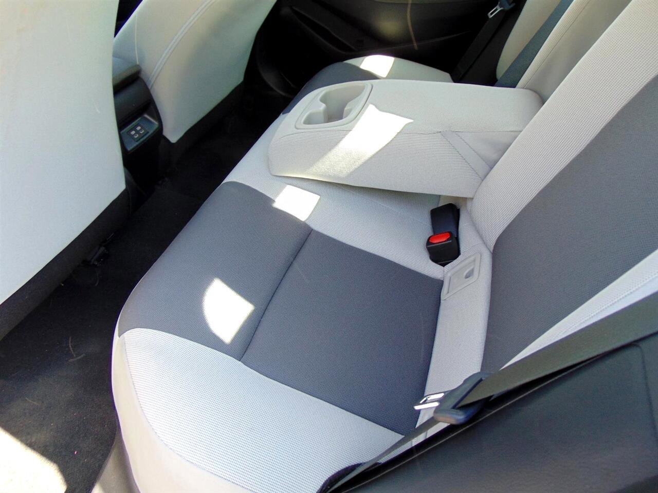 Used 2025 Toyota Corolla LE image 14