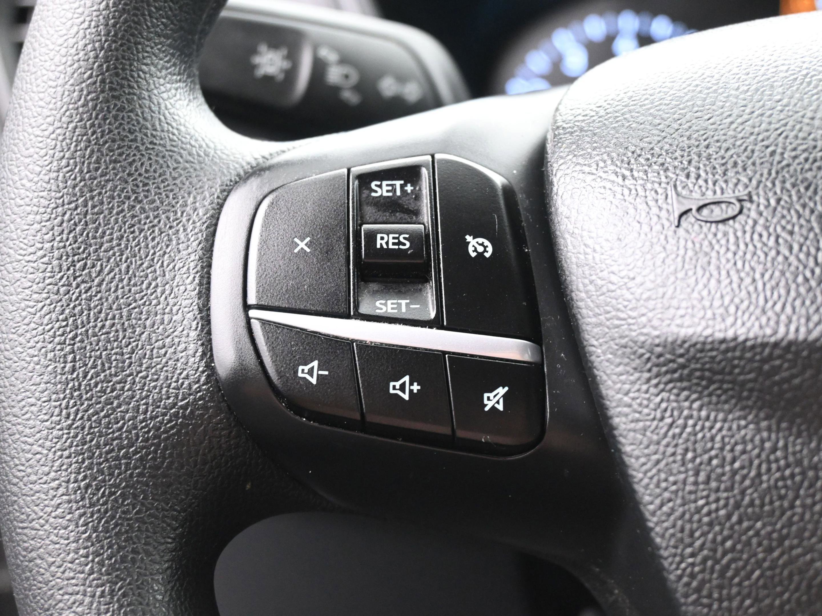 Used 2020 Ford Escape S image 17