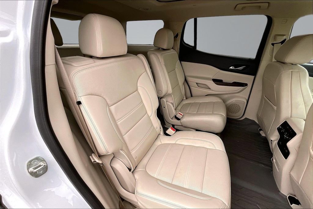 Used 2023 GMC Acadia Denali w/ Denali Technology Package FWD image 27