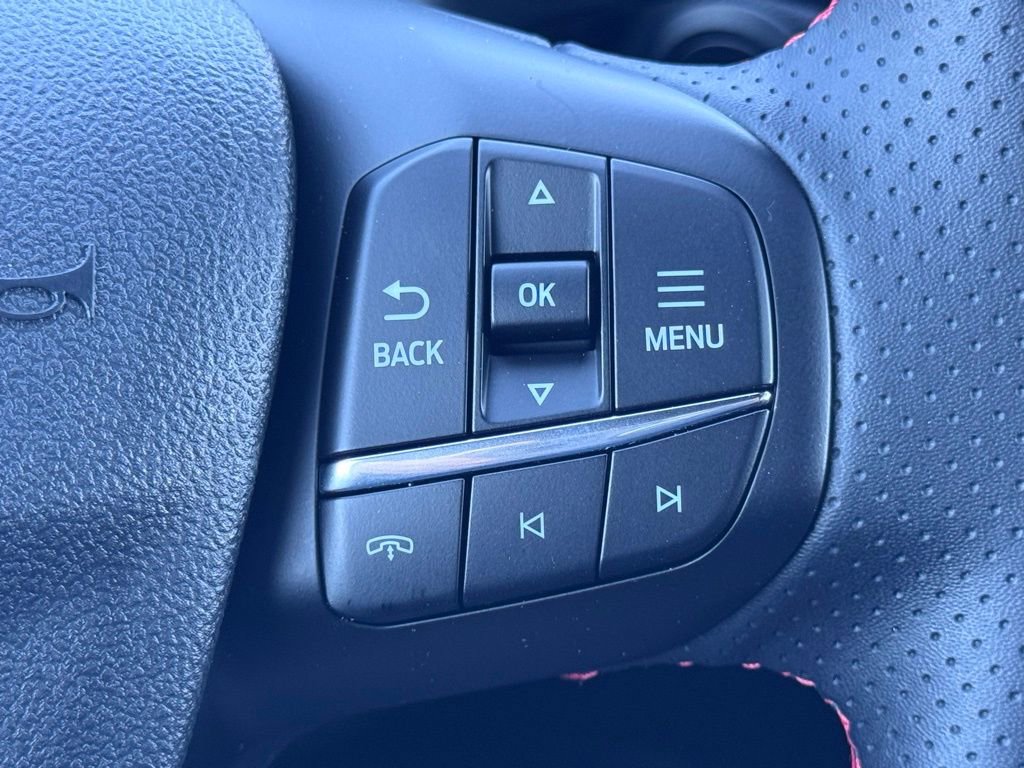 Used 2025 Ford Escape ST-Line Select image 9