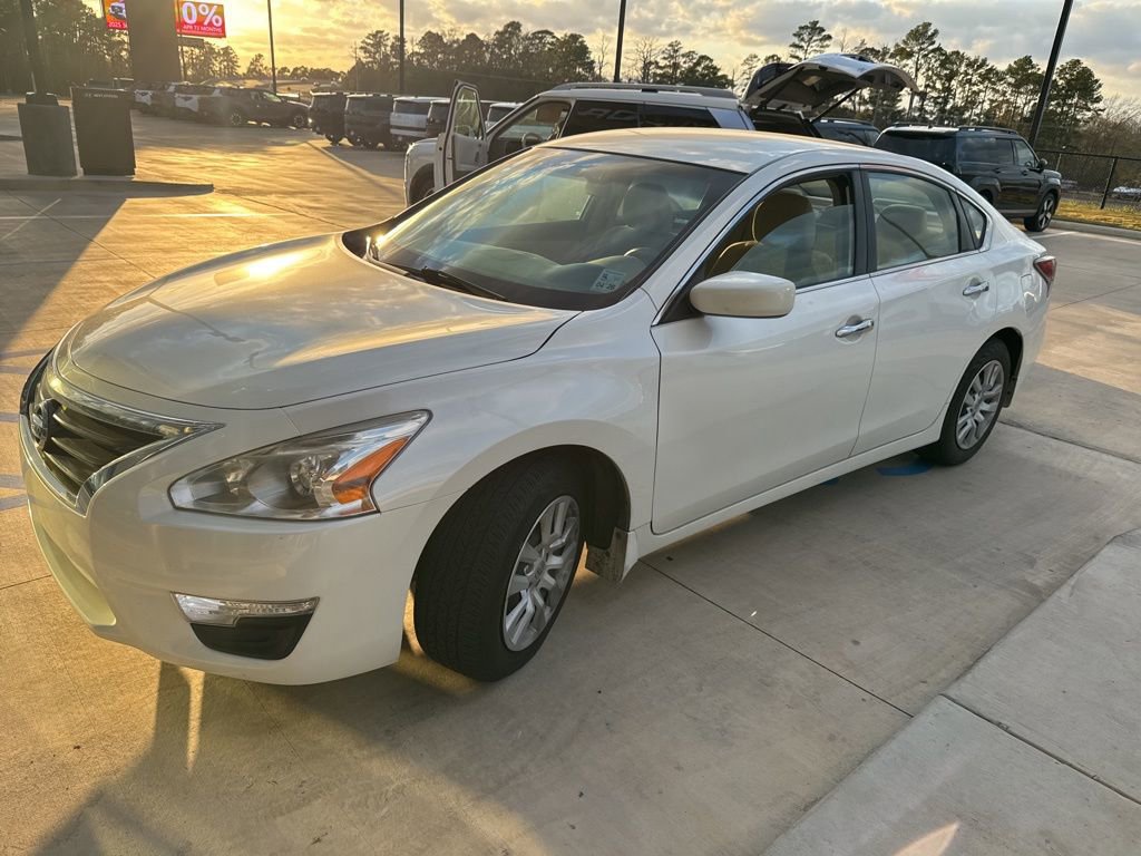 Used 2015 Nissan Altima 2.5 S w/ Power Driver Seat Package video 1