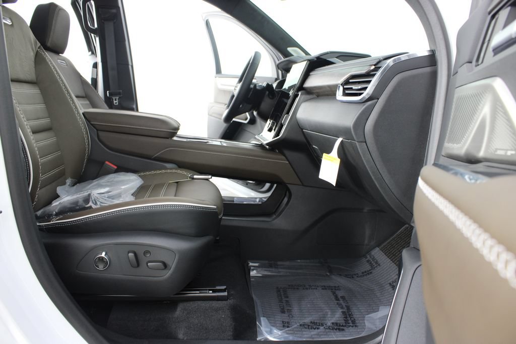 New 2026 GMC Acadia Denali Ultimate AWD/4WD image 26