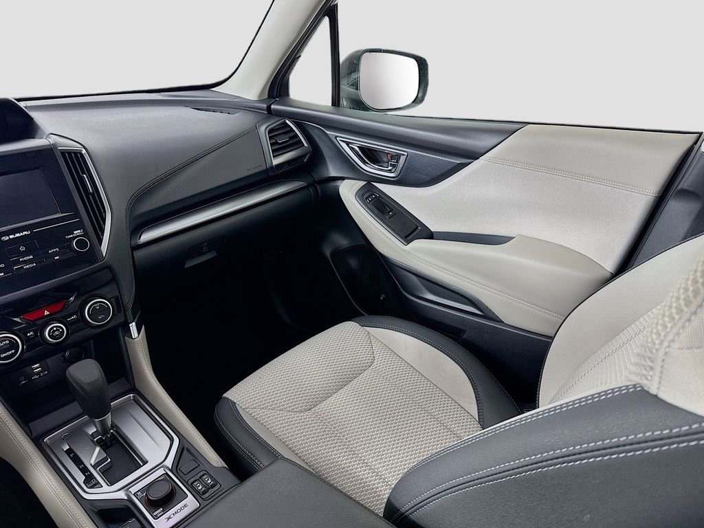 Used 2024 Subaru Forester Premium image 24
