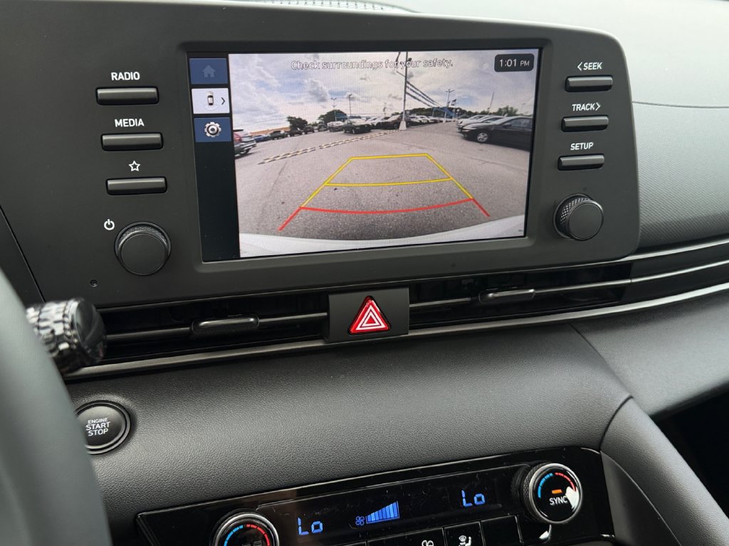 New 2026 Hyundai Elantra SEL Sport FWD image 11