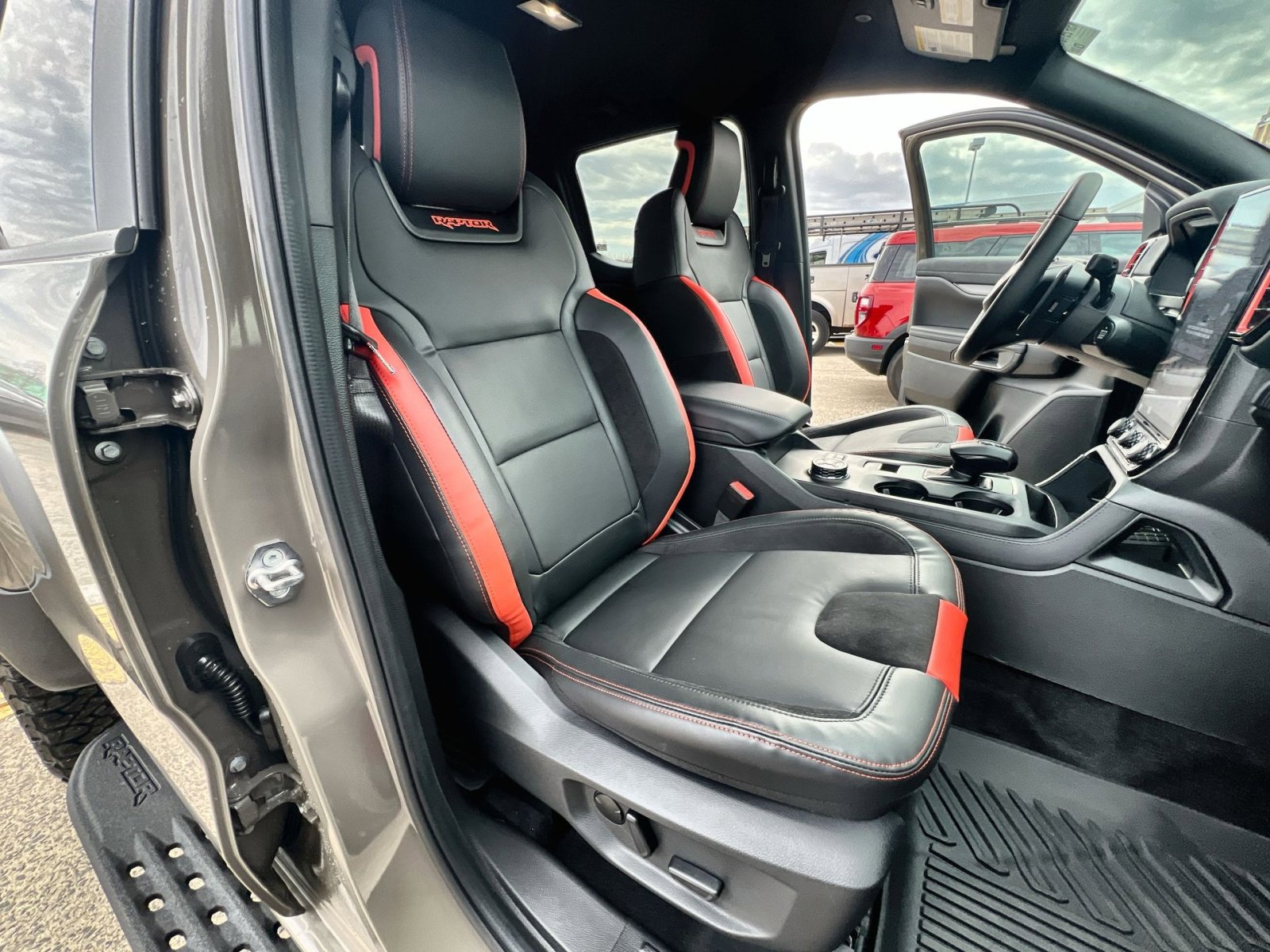 New 2025 Ford Ranger Raptor image 26