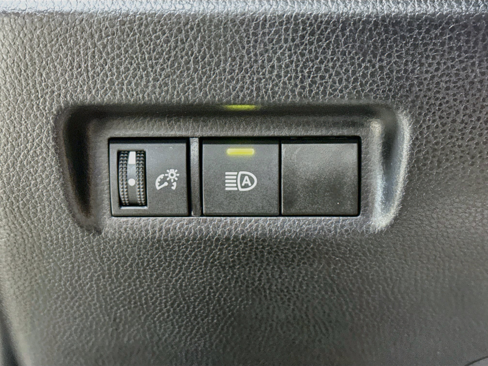 Used 2025 Toyota RAV4 LE FWD image 9