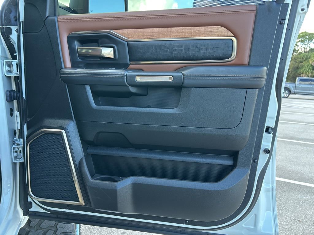 Used 2023 RAM 2500 Limited image 55