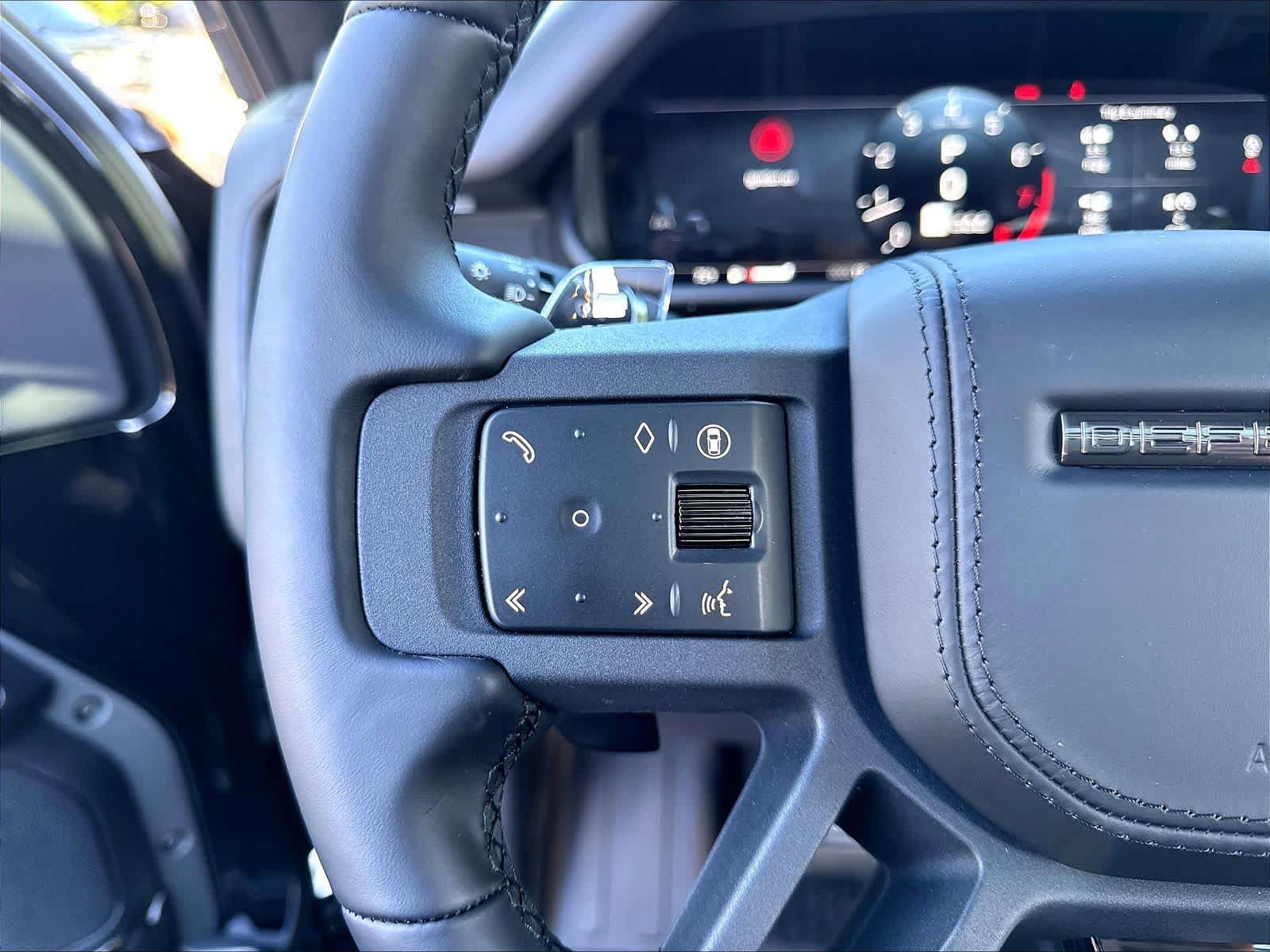 New 2026 Land Rover Defender 110 OCTA AWD/4WD image 17