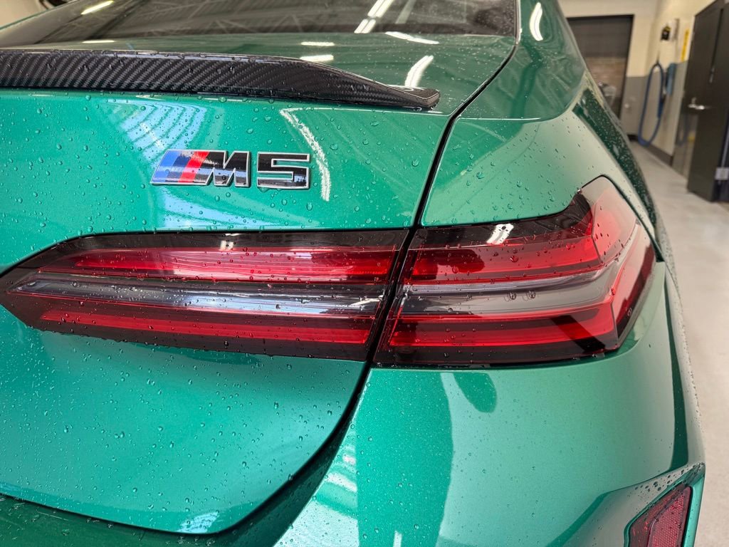 Used 2025 BMW M5 AWD/4WD image 5