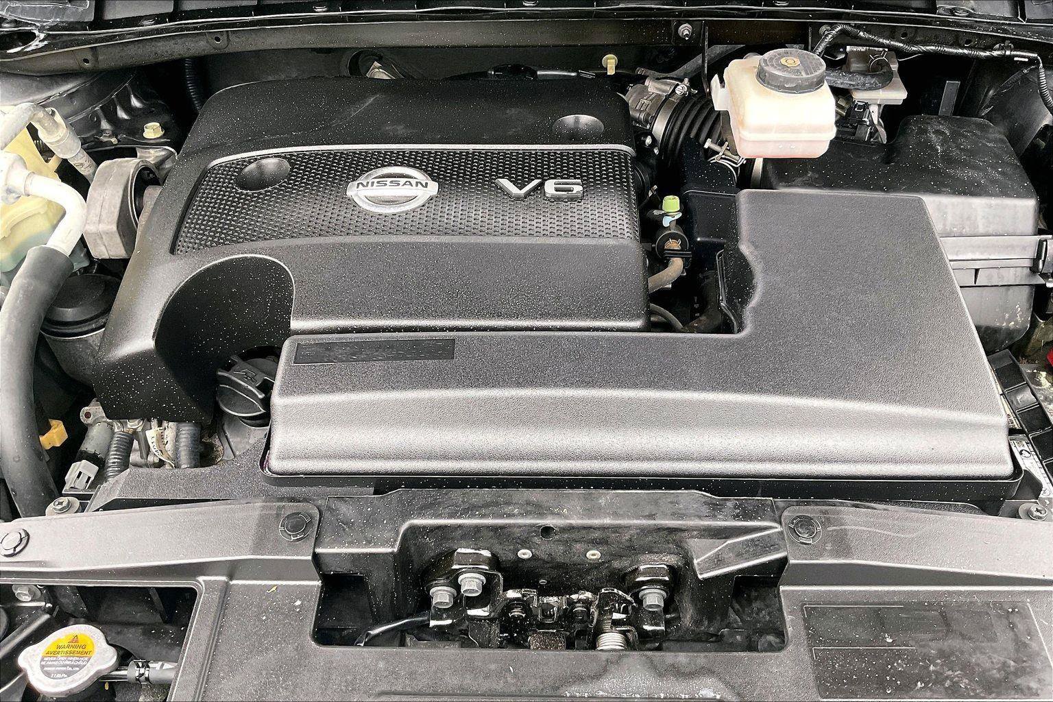 Used 2018 Nissan Murano SL w/ Midnight Edition Package FWD image 12