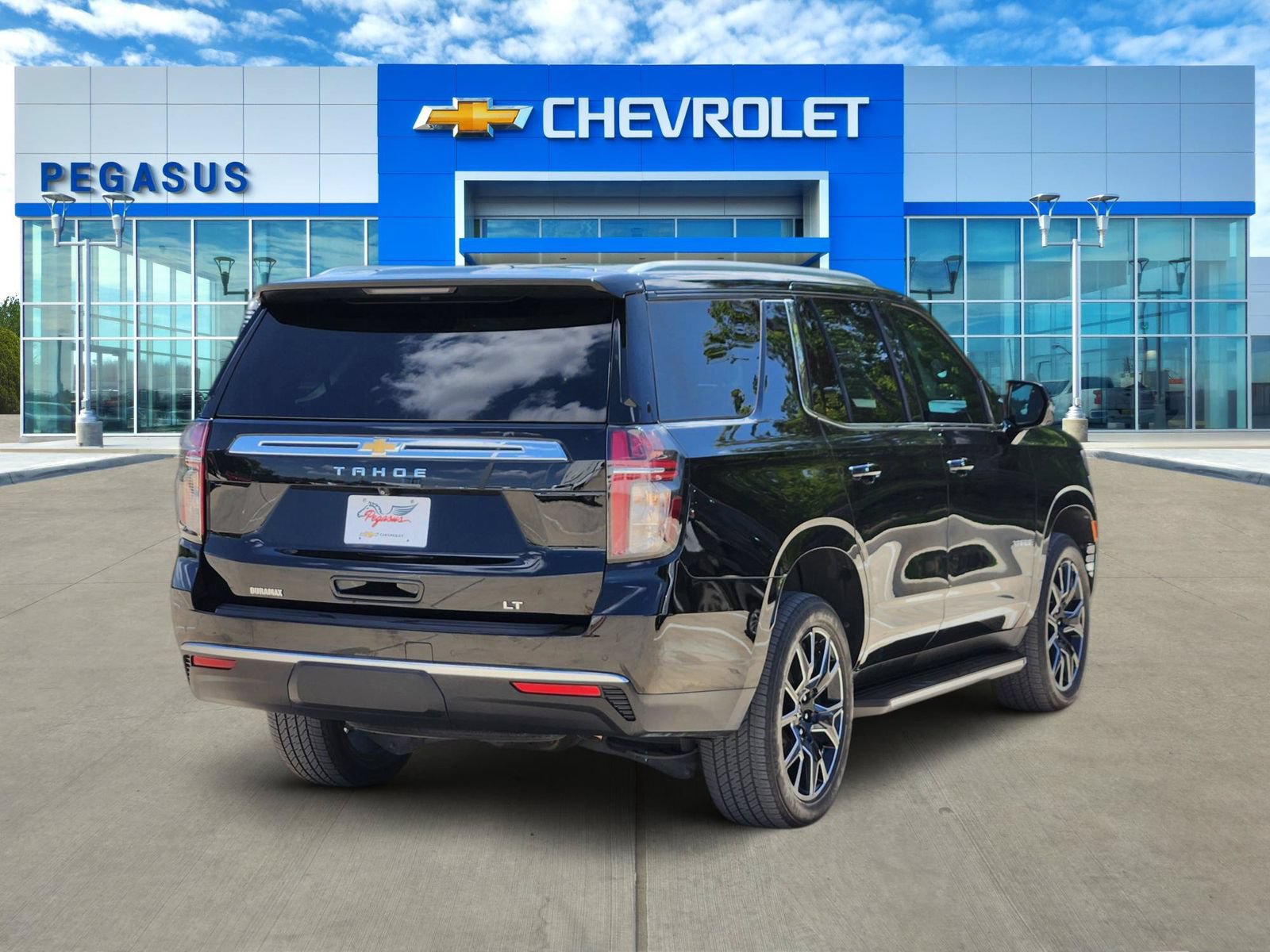 Certified 2023 Chevrolet Tahoe LT w/ LT Signature Plus Package AWD/4WD image 5