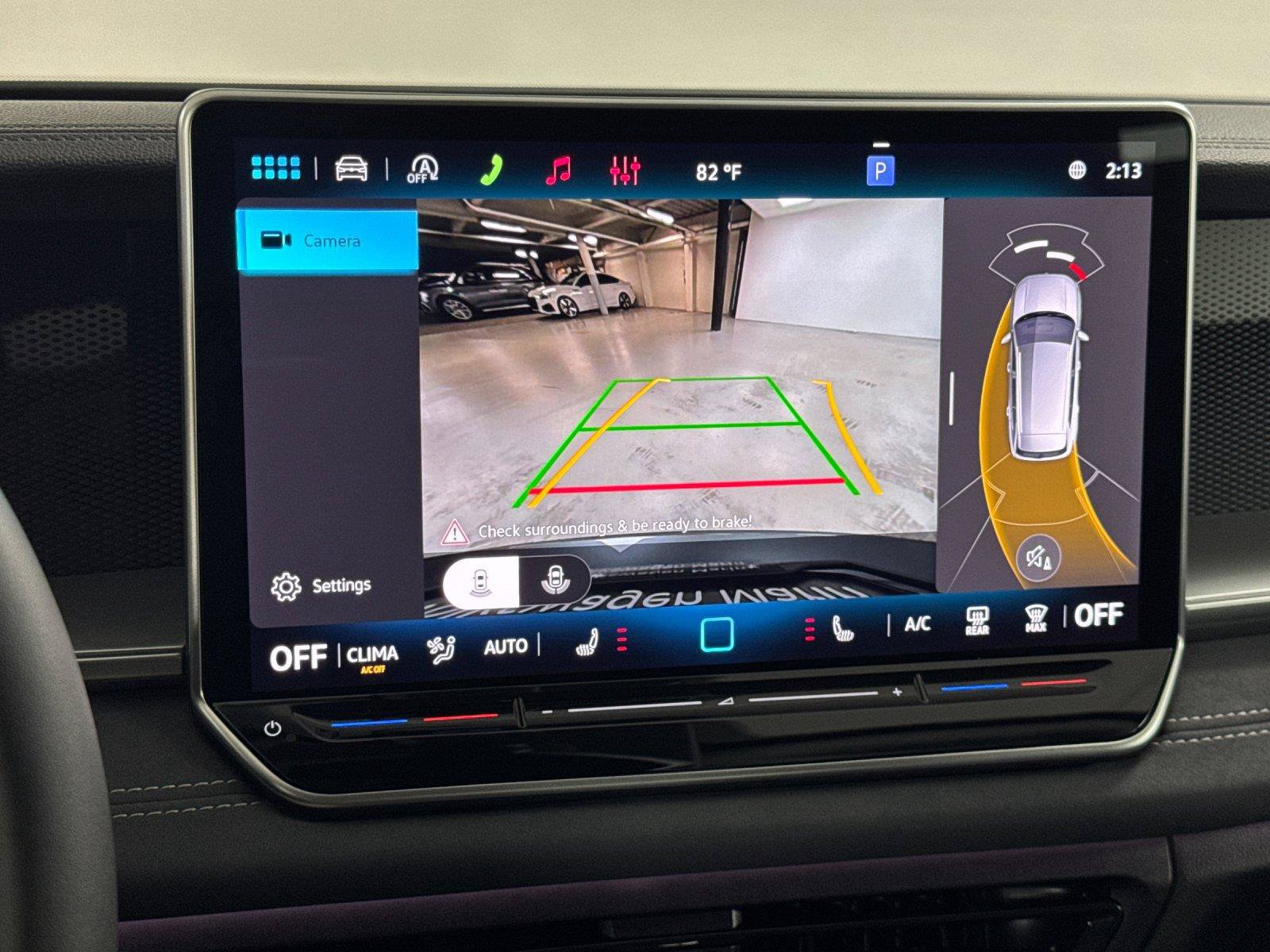 New 2026 Volkswagen Tiguan SE AWD/4WD image 18
