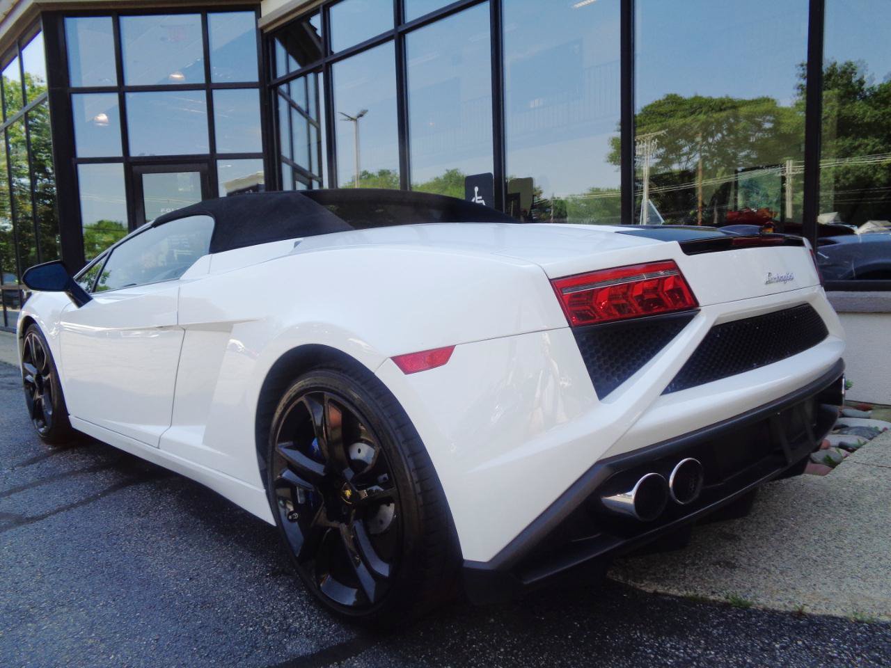 Used 2014 Lamborghini Gallardo LP 560-4 AWD/4WD image 12