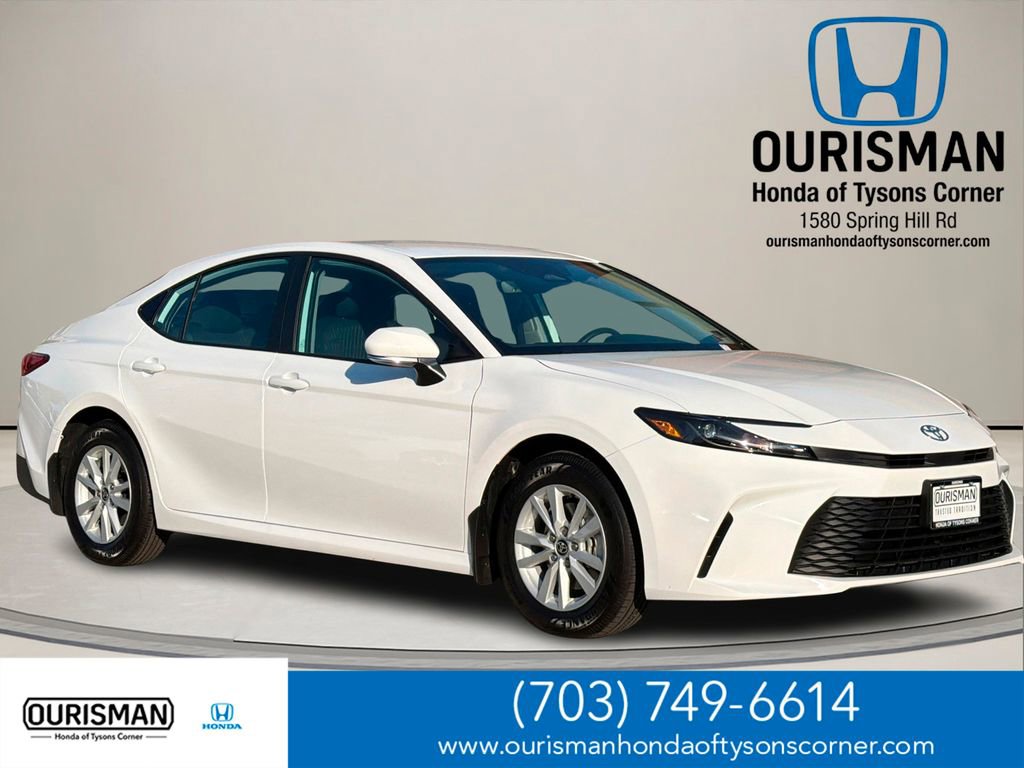 Used 2026 Toyota Camry LE w/ Convenience Package FWD video 1