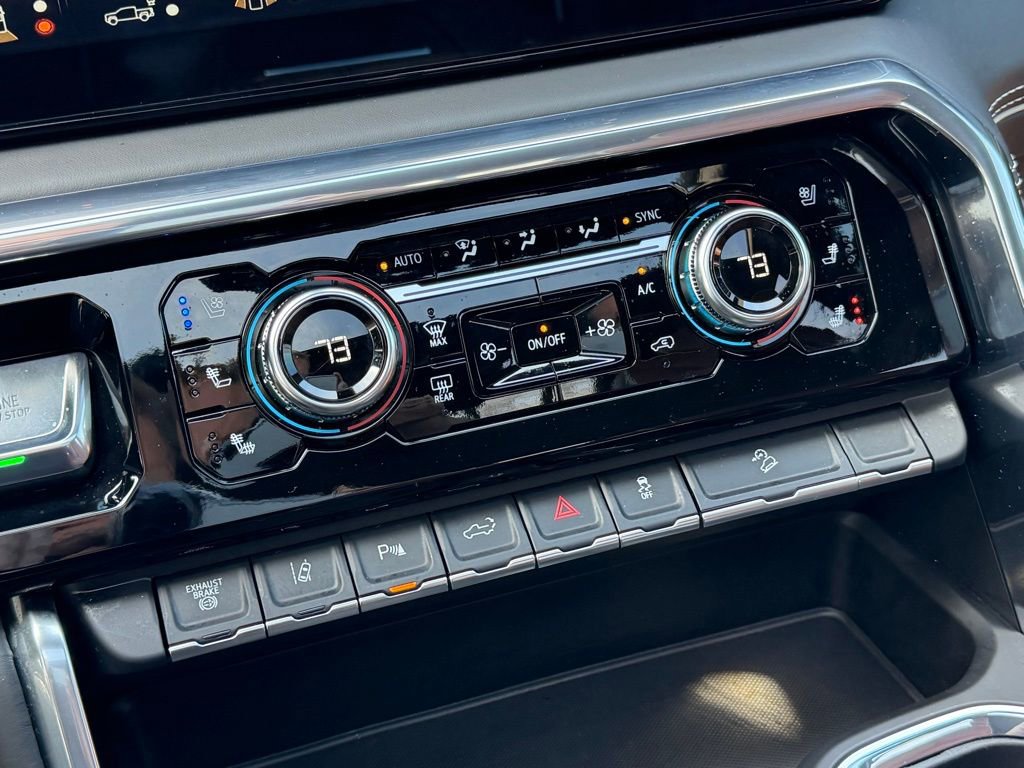 Used 2025 GMC Sierra 2500 Denali Ultimate image 25