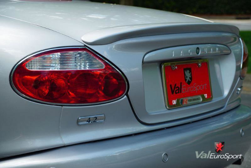 Used 2005 Jaguar XK8 Convertible image 30