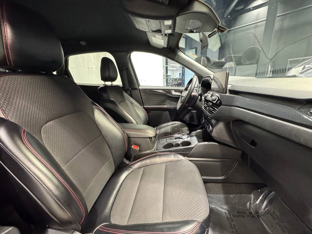 Used 2024 Ford Escape ST-Line FWD image 29