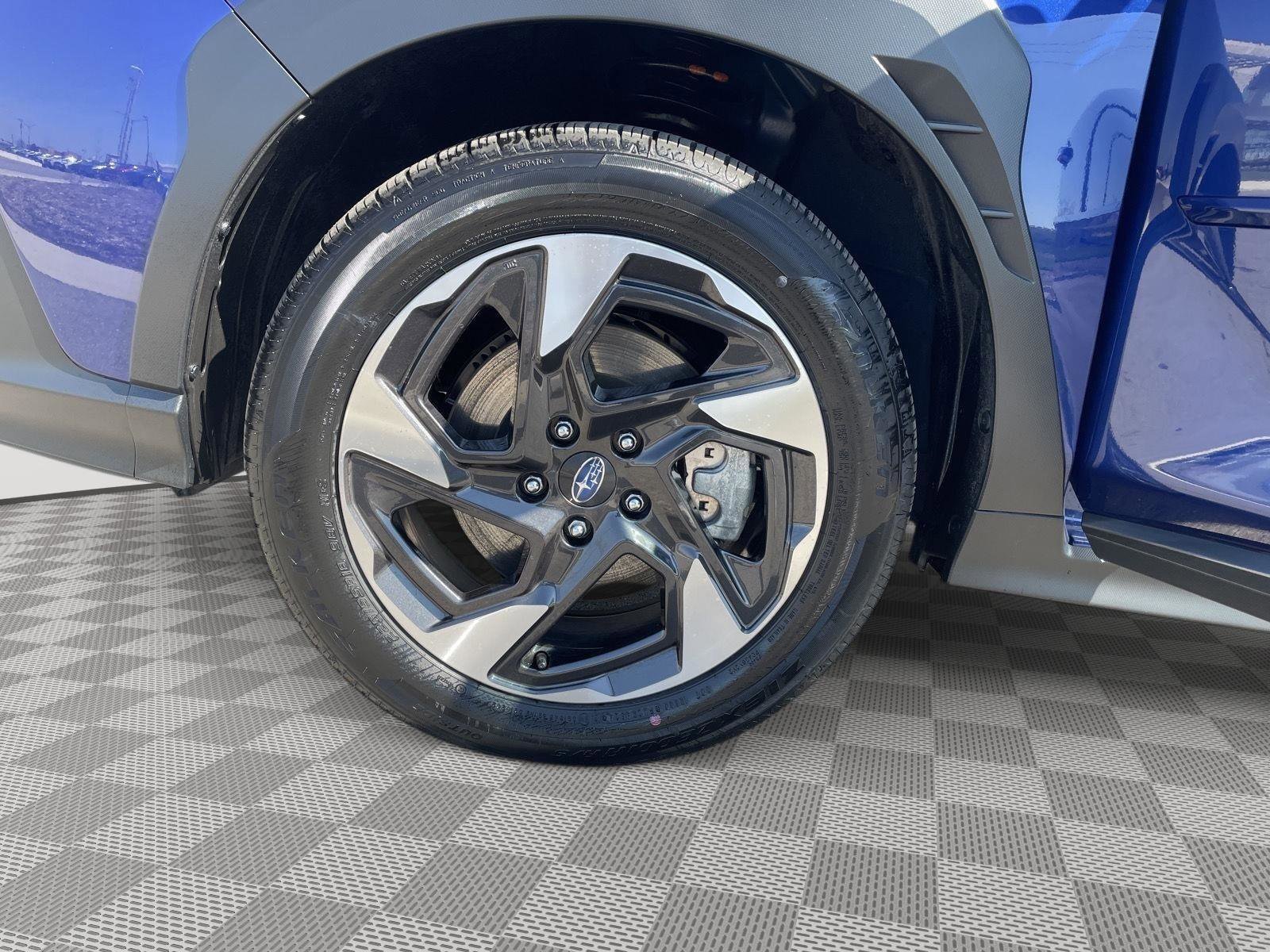 Certified 2025 Subaru Crosstrek 2.5i Limited w/ Crosstrek Mirror Package image 12