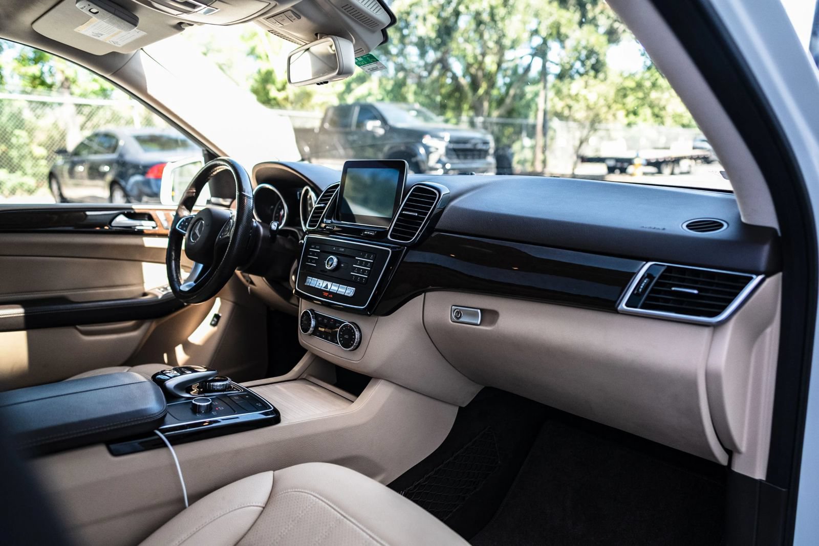 Used 2018 Mercedes-Benz GLE 350 4MATIC image 14