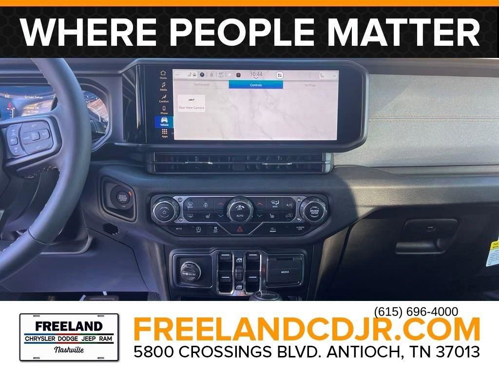 New 2024 Jeep Gladiator Sport w/ Dual Top Group image 23