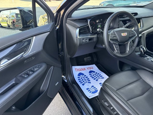 Certified 2024 Cadillac XT5 Premium Luxury w/ LPO, Floor Liner Package AWD/4WD image 47