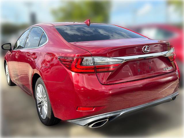 Used 2016 Lexus ES 350 w/ Premium Package w/Wood Trim FWD image 3