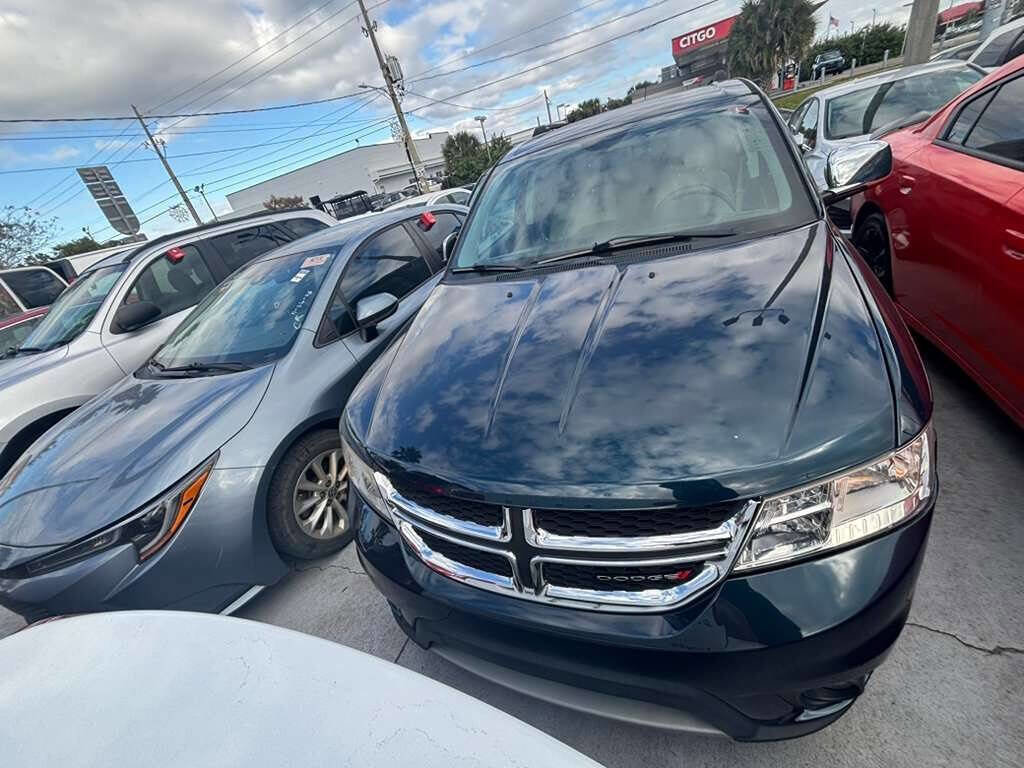 Used 2015 Dodge Journey SXT w/ Flexible Seating Group